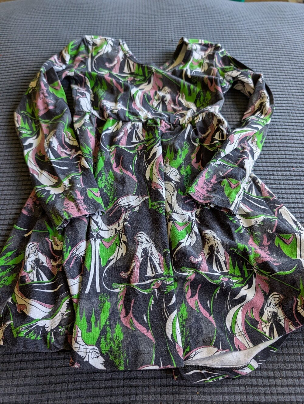 Rags dress 3/4 disney